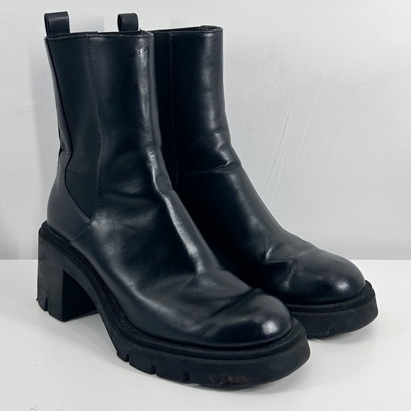 Zara Black Leather Chelsea Ankle Boots Track Sole Platform Size 8 - Picture 2 of 9